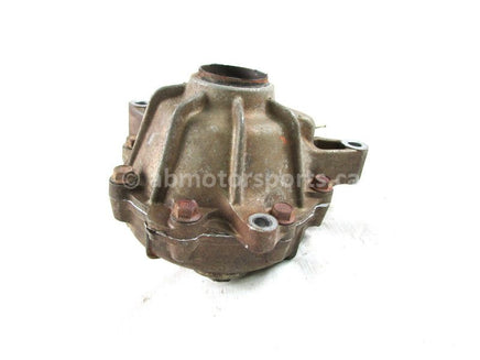 A used Front Differential from a 1995 TRX300FW Honda OEM Part # 41400-HC5-750 for sale. Honda ATV parts online? Oh, Yes! Find parts that fit your unit here!