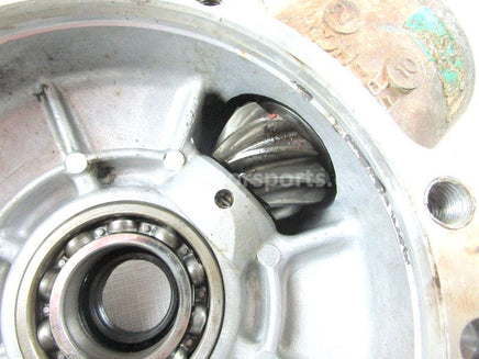 A used Front Differential from a 1995 TRX300FW Honda OEM Part # 41400-HC5-750 for sale. Honda ATV parts online? Oh, Yes! Find parts that fit your unit here!