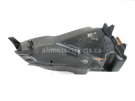 A used Inner Fender FL from a 1991 TRX300 Honda OEM Part # 61867-HC5-000 for sale. Honda ATV parts online? Oh, Yes! Find parts that fit your unit here!