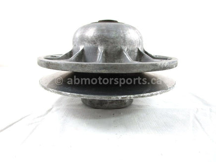 A used Secondary Clutch from a 2001 SPORTSMAN 6X6 Polaris OEM Part # 1322180 for sale. Polaris ATV salvage parts! Check our online catalog for parts!