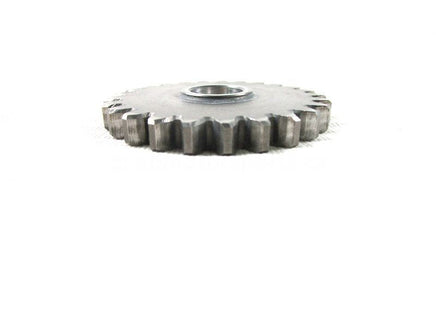 A used Kickstart Idle Gear 25T from a 2001 YZ125 Yamaha OEM Part # 1LX-15651-00-00 for sale. Yamaha dirt bike parts… Shop our online catalog… Alberta Canada!