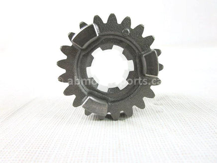 A used 3RD Pinion Gear 21T 17T from a 2001 YZ125 Yamaha OEM Part # 4EX-17131-01-00 for sale. Yamaha dirt bike parts… Shop our online catalog… Alberta Canada!