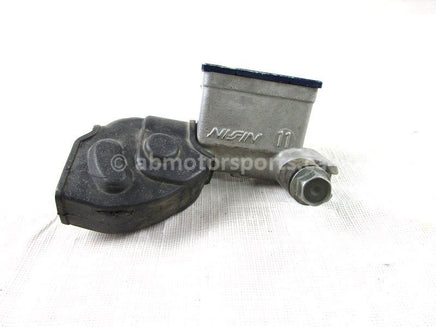 A used Master Cylinder Front from a 2001 YZ125 Yamaha OEM Part # 5MV-W2587-00-00 for sale. Yamaha dirt bike parts… Shop our online catalog… Alberta Canada!