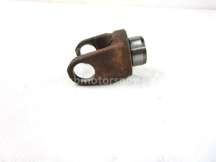 A used Center Joint Yoke from a 2016 WOLVERINE R SPEC Yamaha OEM Part # 5B4-17556-00-00 for sale. Yamaha UTV parts… Shop our online catalog… Alberta Canada!