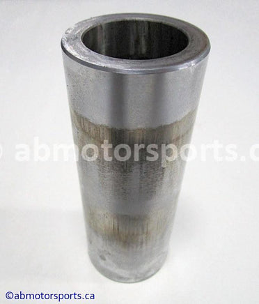 Used Arctic Cat ATV 500 AUTO FIS OEM part # 3402-471 spacer for sale