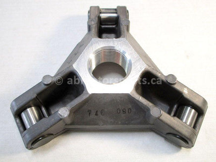 A new Primary Clutch Spider for a 2000 BEARCAT 340 Arctic Cat OEM Part # 0746-090 for sale. Arctic Cat parts close to Edmonton? Sure! Shipping across Canada daily.