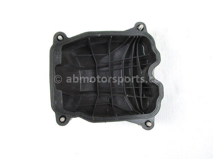 A used Cylinder Head Cover from a 2008 OUTLANDER MAX 400 XT Can Am OEM Part # 420610390 for sale. Our Can Am salvage yard is online! Check for parts that fit your ride!