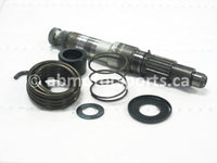 Used Honda ATV TRX 350D FOURTRAX 4X4 OEM part # 28250-HA7-650 kick starter spindle 33t for sale