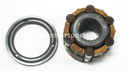 Used Polaris ATV MAGNUM 425 4X4 OEM part # 1520214 OR 1520281 front hub hilliard clutch for sale