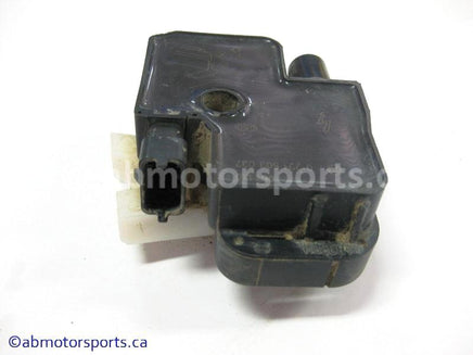 A used Igniton Coil from a 2006 Sportsman 800 Polaris OEM Part # 2876049 for sale. Check out our online catalog for more parts that fit your unit!