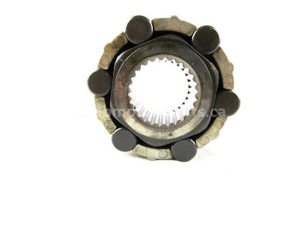 A used Hillard Clutch Front from a 1995 XPLORER 400 POLARIS OEM Part # 1520281 for sale. Check out our online catalog for more parts that will fit your unit!