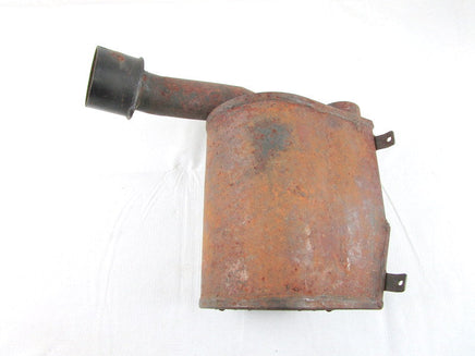 A used Resonator from a 1998 RMK 700 Polaris OEM Part # 1260808-029 for sale. Online Polaris snowmobile parts in Alberta, shipping daily across Canada!