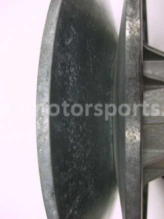Used Skidoo GRAND TOURING 580 OEM part # 504095900 and 504095700 and 504096100 secondary clutch for sale