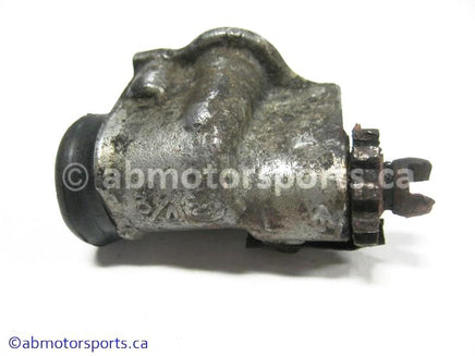 Used Yamaha ATV BIG BEAR 350 OEM part # 3HN-25950-00-00 front left brake cylinder for sale