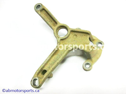 Used Yamaha ATV GRIZZLY 660 OEM part # 5KM-21585-00-00 gear shifter arm for sale