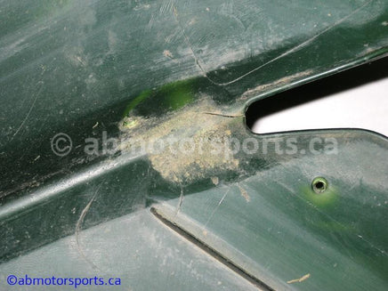 Used Yamaha ATV GRIZZLY 700 OEM part # 3B4-21556-00-00 front right fender for sale
