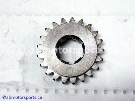 Used Yamaha ATV GRIZZLY 700 OEM part # 3B4-17582-00-00 middle drive gear 21 teeth for sale