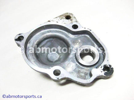 Used Yamaha ATV KODIAK 400 OEM part # 5GH-18129-01-00 shift shaft cover for sale