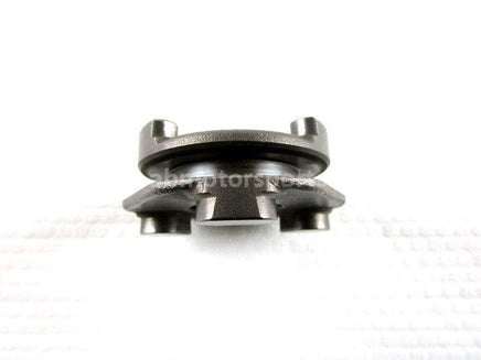 A used Clutch Dog from a 2005 GRIZZLY 660 Yamaha OEM Part # 5KM-17285-00-00 for sale. Yamaha ATV parts… Shop our online catalog… Alberta Canada!