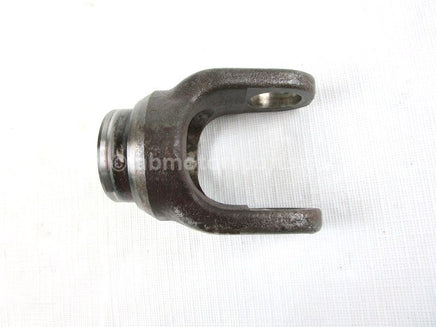 A used Middle Drive Gear Yoke from a 2000 KODIAK 400 AUTO Yamaha OEM Part # 5GH-17556-00-00 for sale. Yamaha ATV parts for sale in our online catalog…check us out!