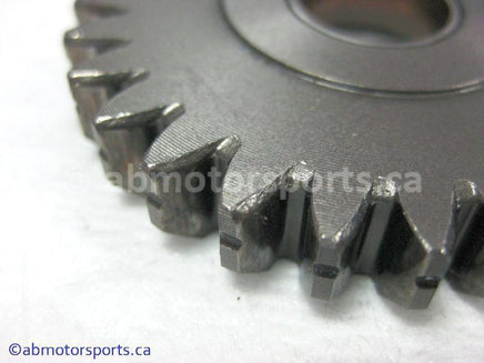 Used Yamaha Dirt Bike TTR 125 OEM part # 5HP-15651-00-00 kick idle gear 28 teeth for sale