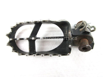 A used Foot Peg R from a 2006 WR250F Yamaha OEM Part # 5ET-27421-00-00 for sale. Yamaha dirt bike parts… Shop our online catalog… Alberta Canada!