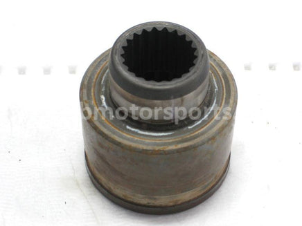 Used Yamaha UTV RHINO 700 FI OEM part # 3B4-17832-00-00 middle drive gear coupling for sale