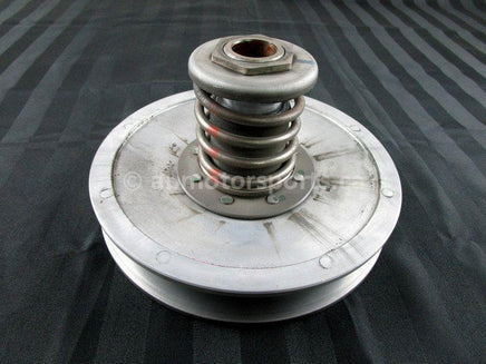 A used Secondary Fixed Sheave from a 2016 WOLVERINE YXE 700 Yamaha OEM Part # 1XD-17660-00-00 for sale. Yamaha UTV parts. Shop our online catalog!