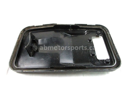 A used Air Box Lid from a 2001 SPORTSMAN 6X6 Polaris OEM Part # 5432868 for sale. Polaris ATV salvage parts! Check our online catalog for parts!