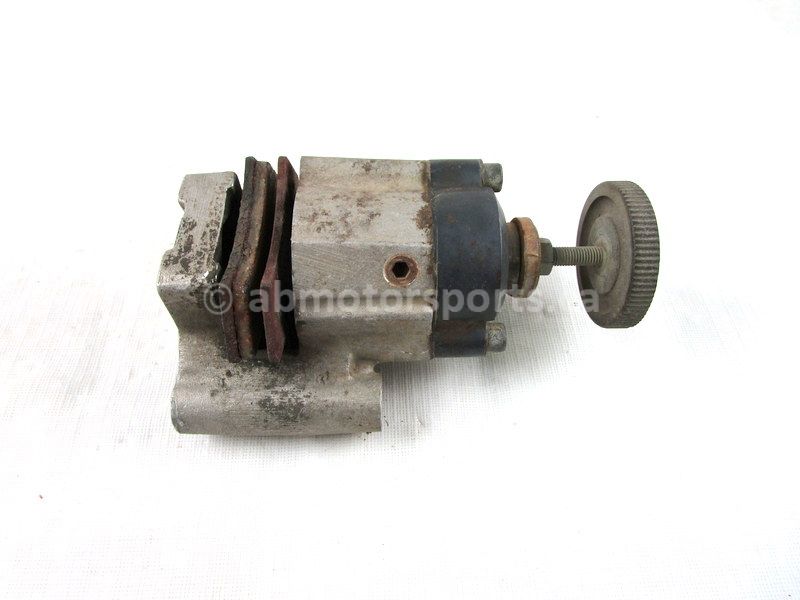 Rear Brake Caliper W/ Pads For Polaris Trail Boss 350L 2x4 4x4 1990 1991 - 1993 - Foto 4