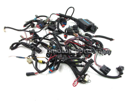 A used Main Harness Connectors from a 2006 FST SWITCHBACK Polaris OEM Part # 2461209 for sale. Check out Polaris snowmobile parts in our online catalog!