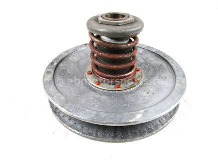 A used Secondary Clutch from a 2009 GRIZZLY 700 FI Yamaha OEM Part # 3B4-17660-00-00 for sale. Yamaha ATV parts. Shop our online catalog. Alberta Canada!