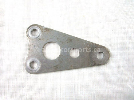 A used Motor Mount 1 RU from a 2001 YZ125 Yamaha OEM Part # 4SS-21425-00-00 for sale. Yamaha dirt bike parts… Shop our online catalog… Alberta Canada!