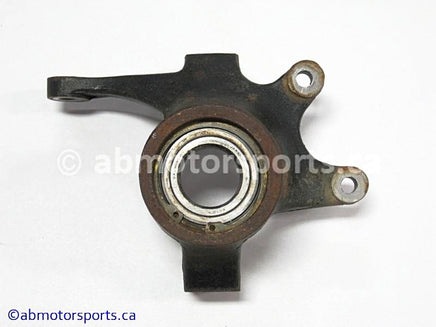 Used Arctic Cat ATV 650 H1 4X4 OEM part # 0505-446 front right knuckle for sale