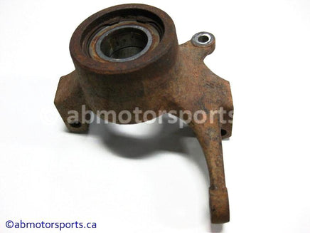 Used Arctic Cat ATV 500 AUTO FIS OEM part # 0505-447 front left knuckle for sale