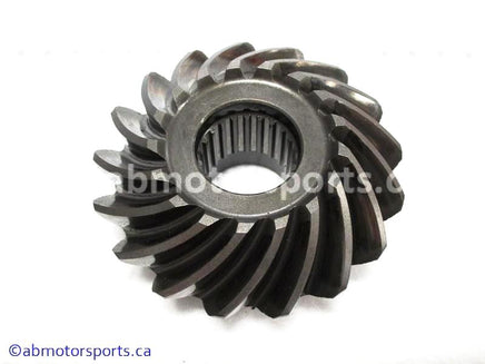 Used Arctic Cat ATV 500 AUTO FIS OEM part # 3402-739 secondary driven gear for sale