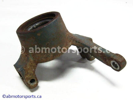 Used Arctic Cat ATV 650 H1 OEM part # 0505-461 front left knuckle for sale 
