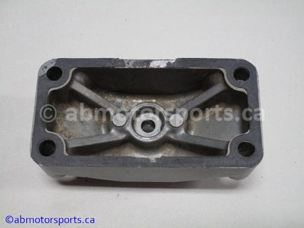 Used Arctic Cat Snow MOUNTAIN CAT 900 OEM part # 3005-662 cylinder cover for sale 