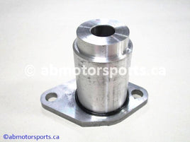 Used Arctic Cat Snow MOUNTAIN CAT 900 OEM part # 3005-884 oil pump retainer for sale