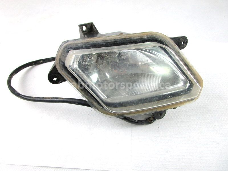 Headlight Right - Can Am OUTLANDER MAX 400 XT| Alberta