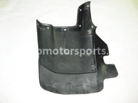 Used Honda ATV TRX 350 FM2 OEM part # 61863-HN5-670ZA front right mud guard for sale