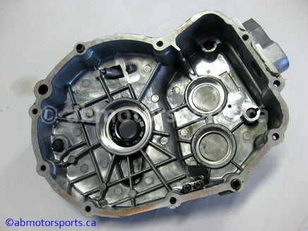 Used Polaris ATV MAGNUM 425 4X4 OEM part # 3233003 right gear case for sale