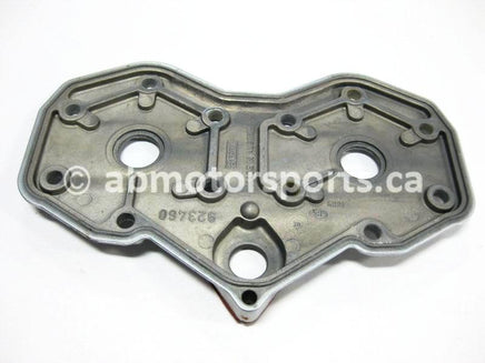 Used Skidoo GRAND TOURING 600 SPORT OEM part # 420923460 OR 420923465 cylinder head cover for sale