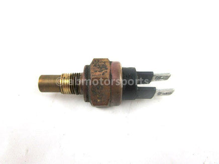A used Temperature Sensor from a 2002 SUMMIT SPORT 800 Skidoo OEM Part # 512047000 for sale. Ski Doo snowmobile parts… Shop our online catalog… Alberta Canada!