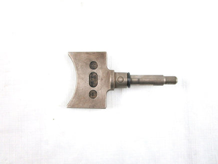 A used Exhaust Valve from a 1998 SUMMIT 670 X Skidoo OEM Part # 420854320 for sale. Ski-Doo snowmobile parts… Shop our online catalog… Alberta Canada!