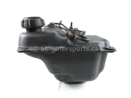 A used Fuel Tank from a 2006 KING QUAD 700 4X4 Suzuki OEM Part # 44100-31G00 for sale. Suzuki ATV parts… Shop our online catalog… Alberta Canada!