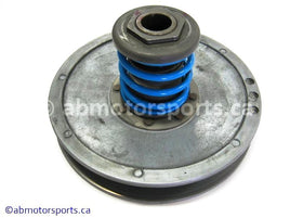 Used Yamaha ATV GRIZZLY 660 OEM part # 4WV-17660-10-00 seconday clutch for sale