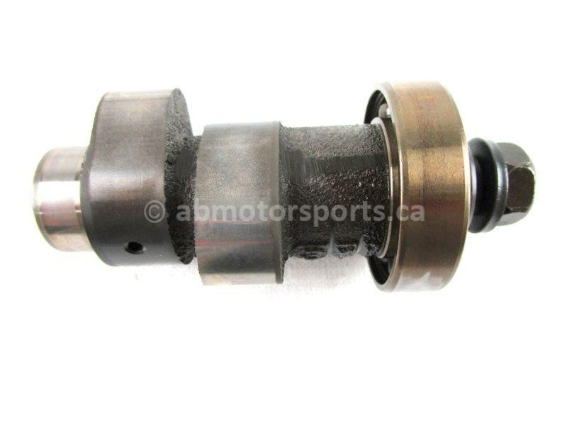 New OEM Yamaha 42H-12181-00-00 Camshaft NOS - In Stock Motorsports, Inc.