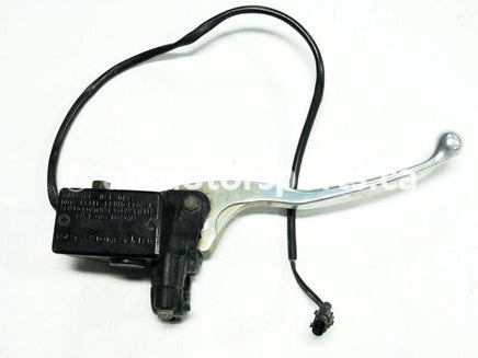 Used Yamaha ATV GRIZZLY 660 SE OEM part # 5KM-2583T-01-00 OR 5KM-2583T-00-00 front master cylinder for sale