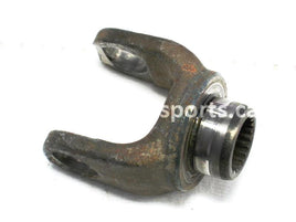 Used Yamaha UTV RHINO 700 FI OEM part # 5B4-17556-00-00 middle drive gear joint yoke for sale
